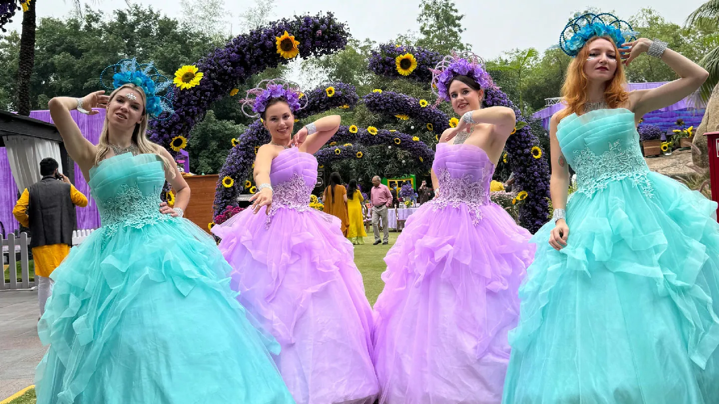 Carnival Dancers — photo 31