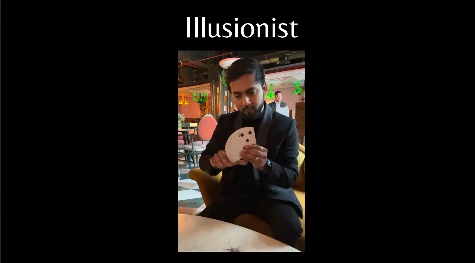 Illusionist performing at a luxury wedding