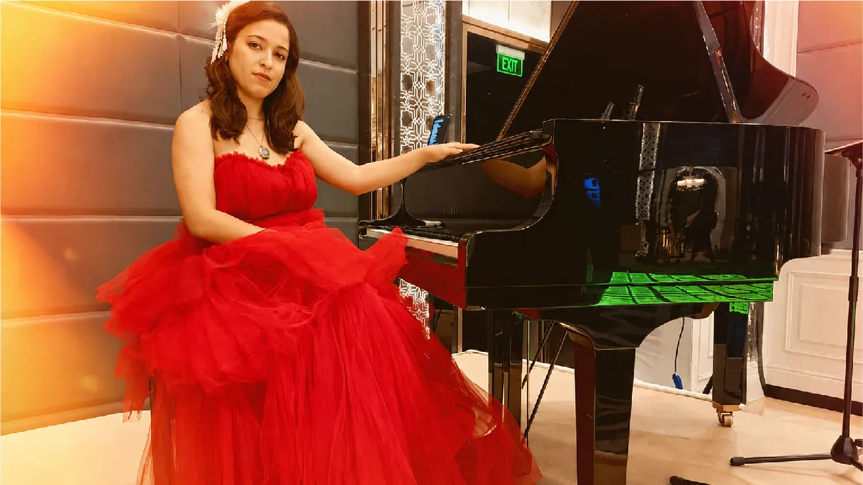 International Piano Player